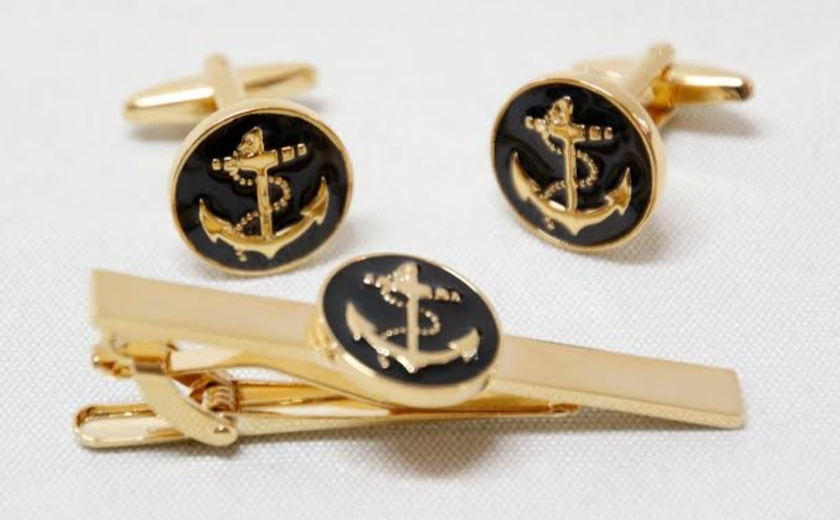 Tie pins / lapel pins/ Cufflinks/ Brooches/Ties/ Ascots/ Scarfs