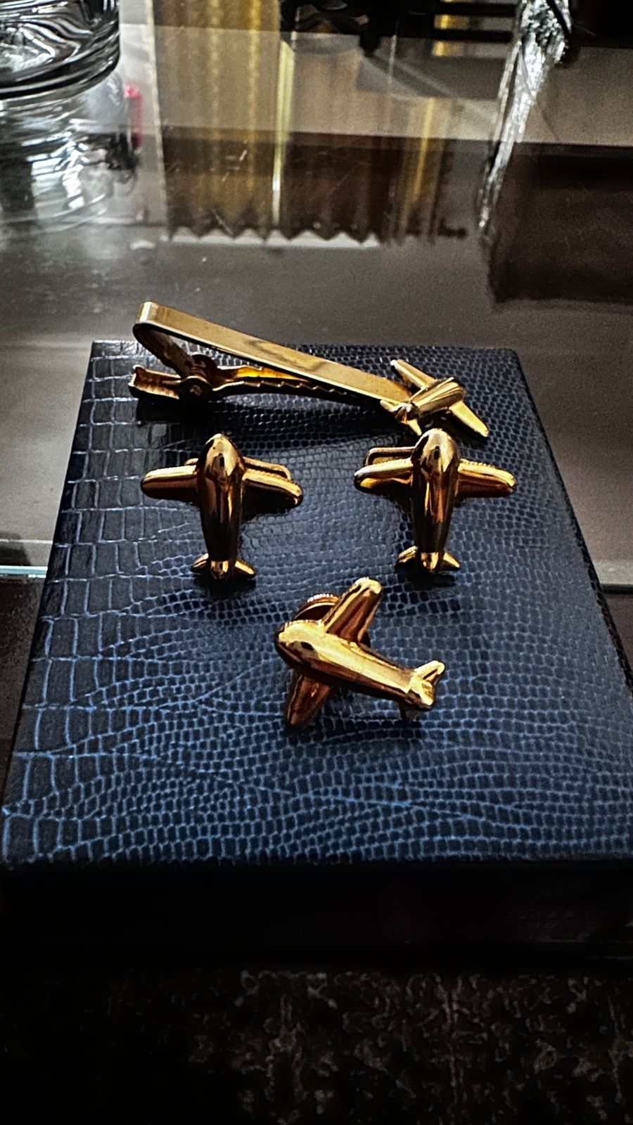 Tie pins / lapel pins/ Cufflinks/ Brooches/Ties/ Ascots/ Scarfs